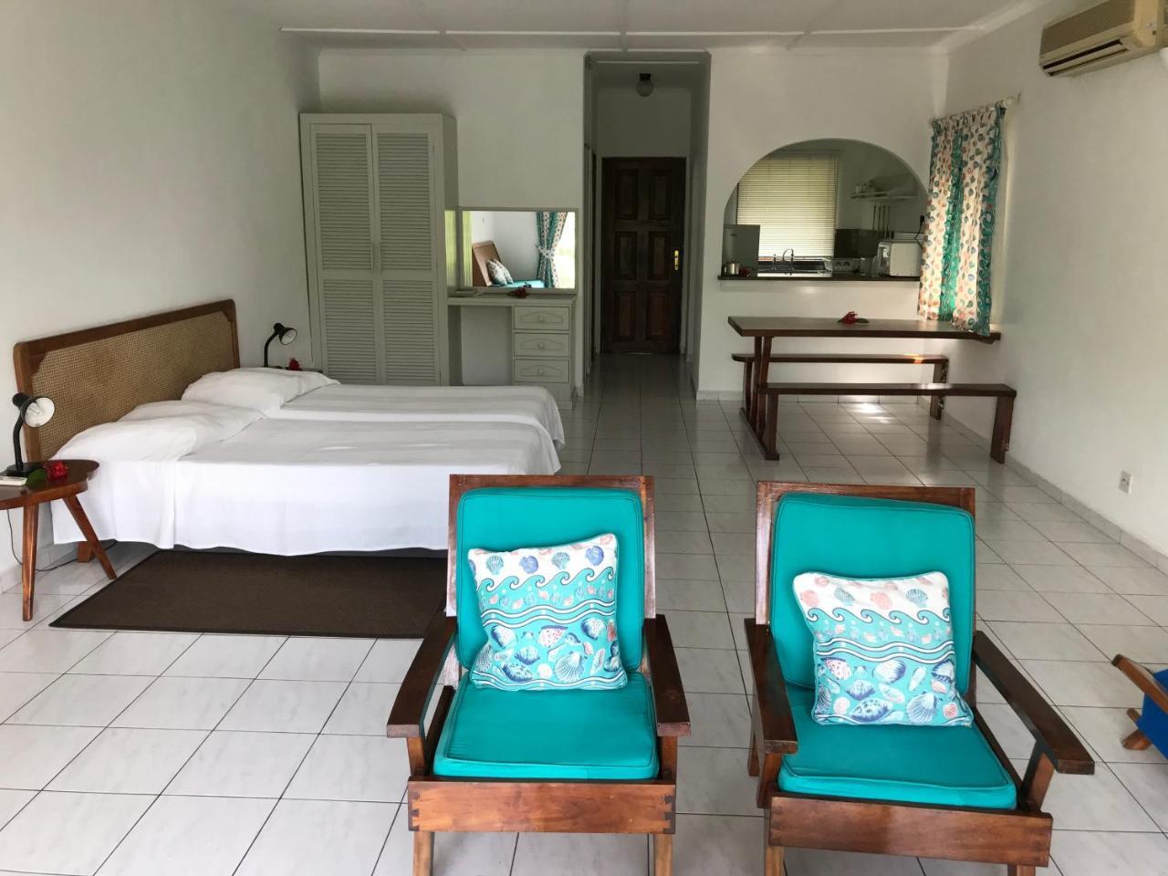 Michel Holiday Apartments ヴィクトリア エクステリア 写真
